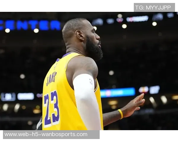 帕金斯深度解析詹姆斯个性复杂性让人难以捉摸的内心世界